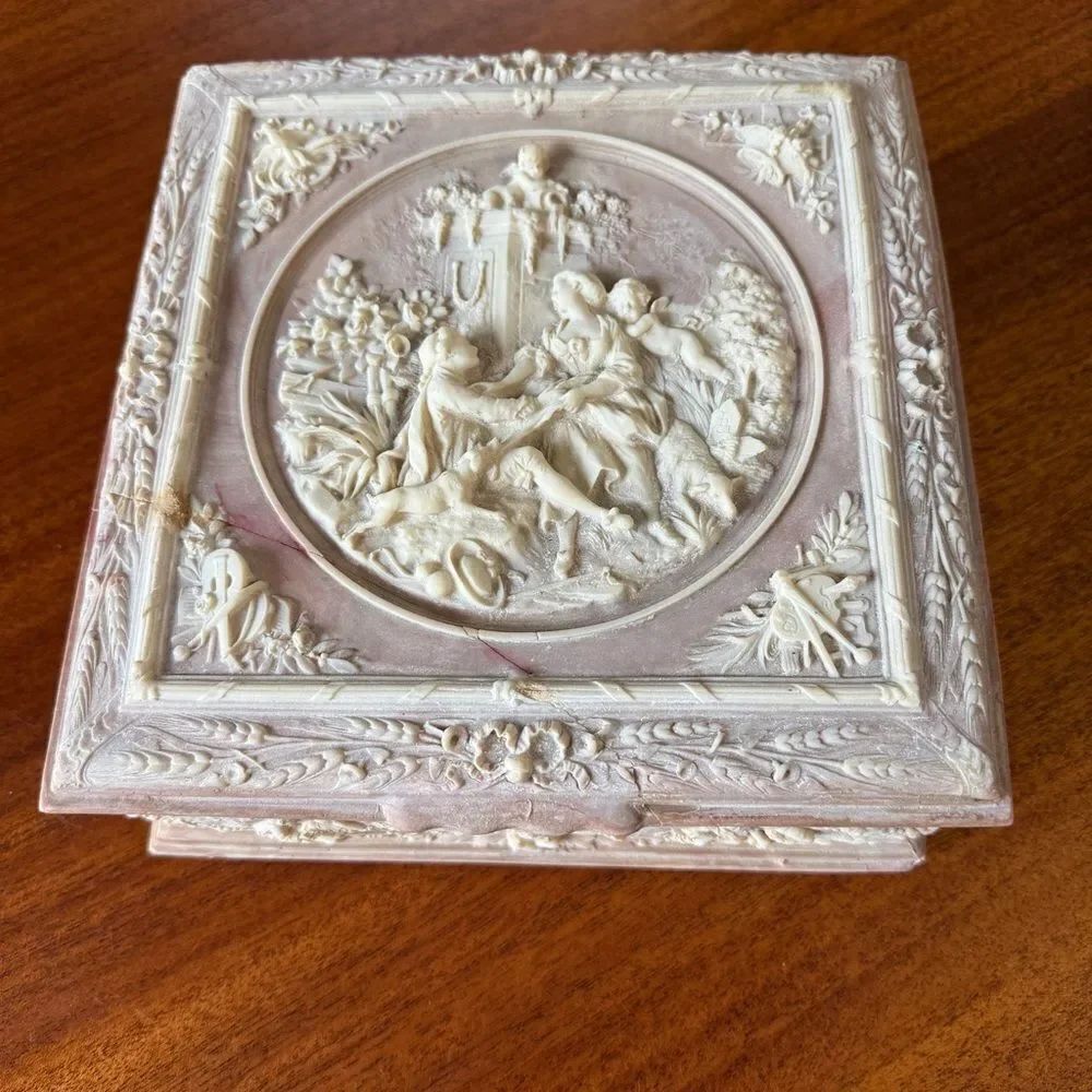Vintage Carved Stone Incolay Victorian Jewelry Trinket Box Pink Marie Antoinette